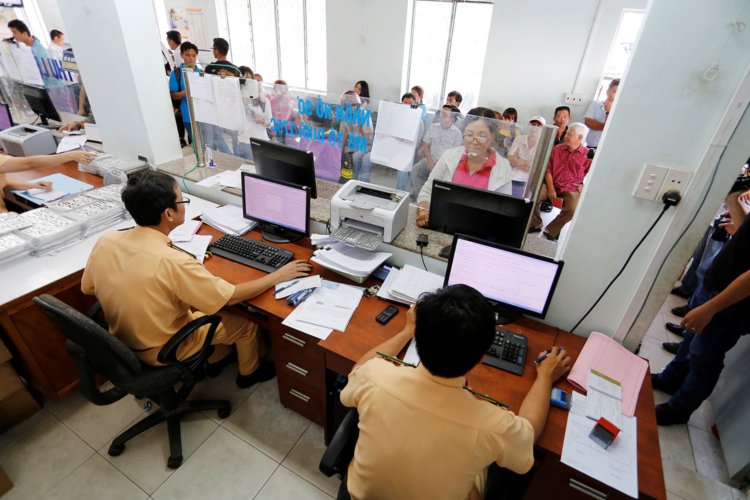 Quy trình đăng kí biển số - Đăng kiểm lưu hành xe ôtô